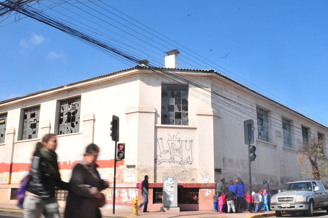Hoy se firmaría contrato de compra de edificio ex CCU