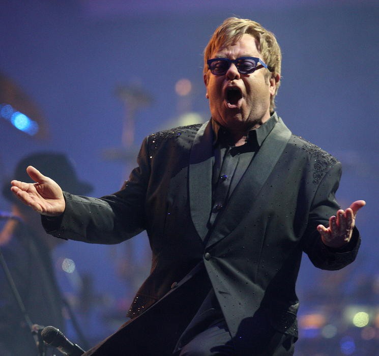“Sir” Elton John le imprimió real categoría a Viña 2013