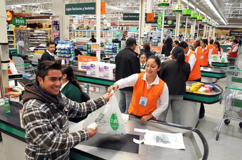 Comercio adelanta cierre por feriado irrenunciable