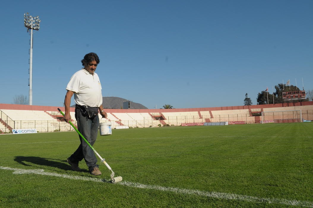 Mítico canchero que vive en el estadio deberá abandonar su hogar