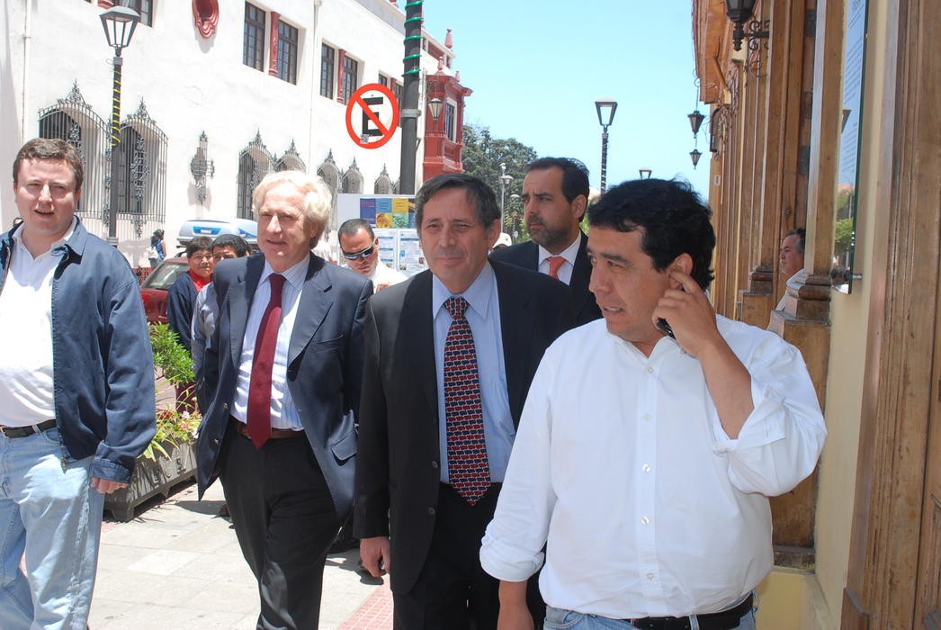 Las huellas que dejó el confrontacional estilo de Adolfo Zaldívar
