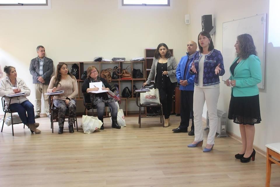 Educadoras de Trato Directo de Sename reciben capacitación para certificar sus capacidades