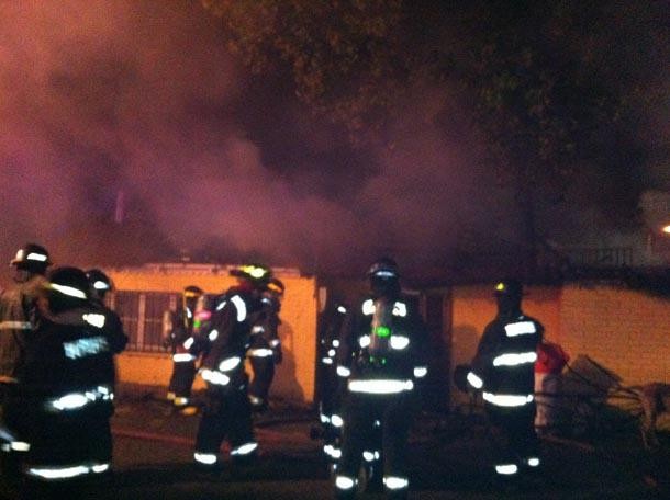 Incendio en sector Las Palmeras deja a familia en la calle