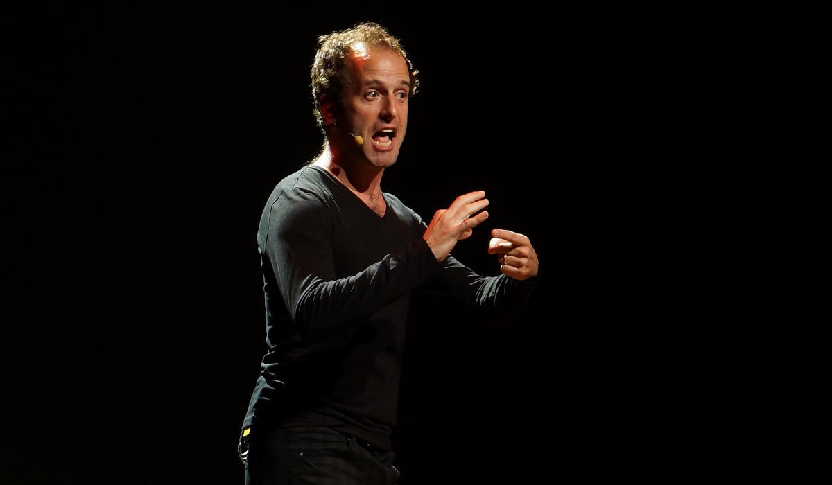 Stefan Kramer: "La risa es un remedio infalible para el alma"