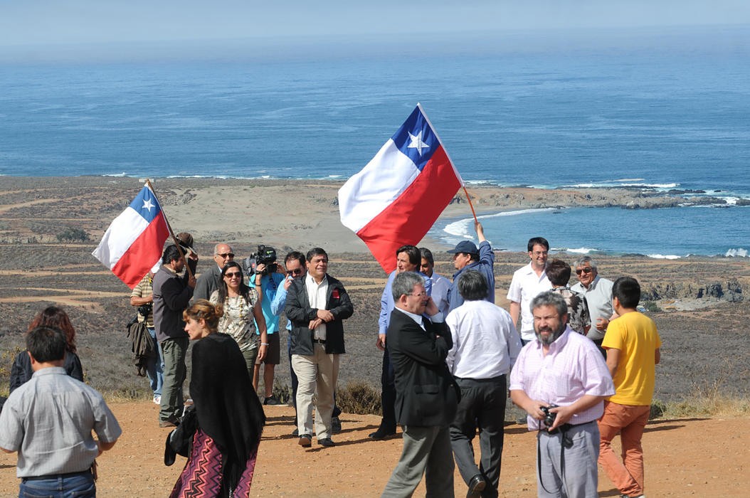 Choapa: Comunidad de Canela recuperó el acceso a playa Agua Dulce y desarrollará el sector
