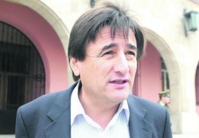 Alcalde de Canela, Bernardo Leyton:“En 4 meses recibí 5 estanques y 700 metros de manguera”