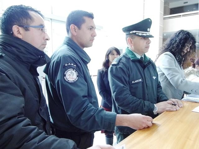 Gendarmería presenta querella por agresión a funcionarios 