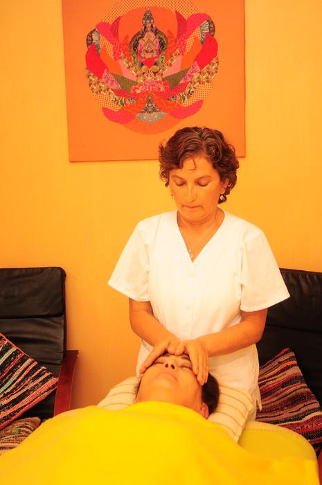 Reiki: Traspaso de amor que sana los deseos del alma