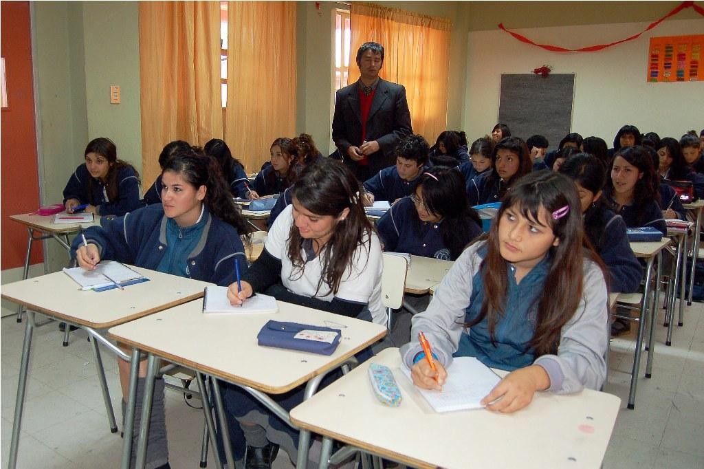 Simce de colegios públicos: Coquimbo y La Serena lideran ránking en 2º medio