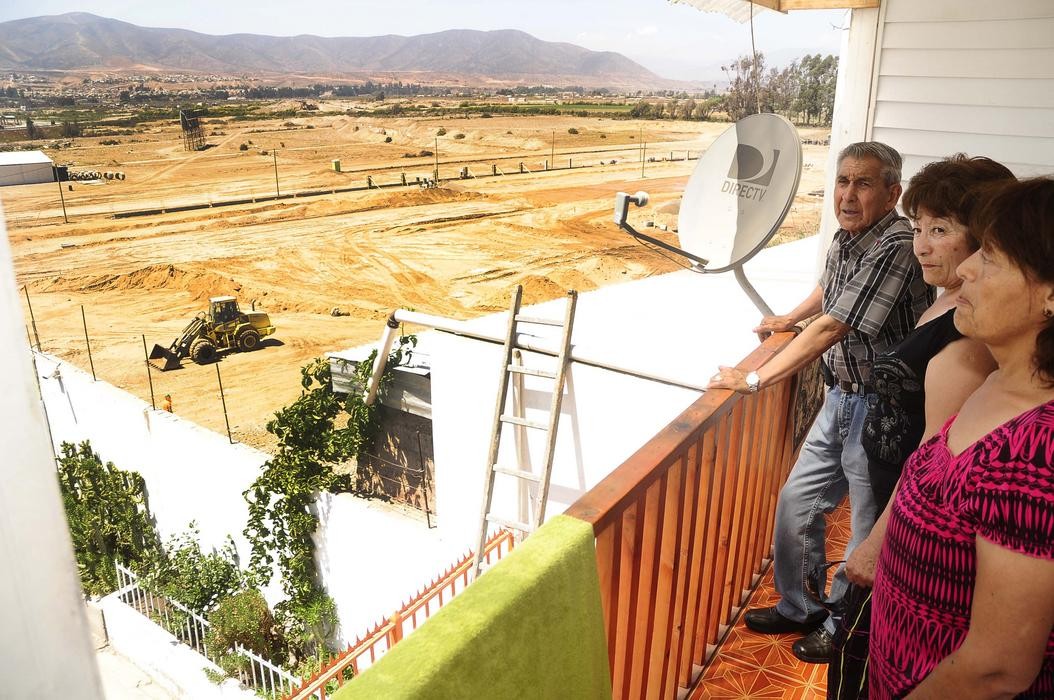 Empresa inmobiliaria mitigará efectos de faena tras reclamo vecinal