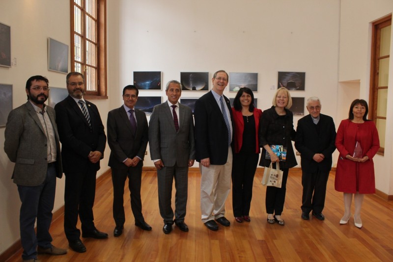 Jefe Daem Coquimbo,Jaime Valenzuela; Vicerrector sede Coquimbo, UCN: Francisco Correa;Director PAR Explora de CONICYT Coquimbo: Sergio González;Director Dideco Coquimbo: Miguel Ángel Cuadros;Dr. Chris Smith, Director del Observatorio de AURA en Chile;Profesora Verónica Espinoza Contreras del Liceo Nicolás Federico Lohse Vargas;Sra. Carol Pérez,  Embajadora de Estados Unidos en Chile;Padre Juan Bautista Picetti;Directora del Liceo Nicolás Federico Lohse Vargas de Los Vilos, Sra. Rosa Ávalos