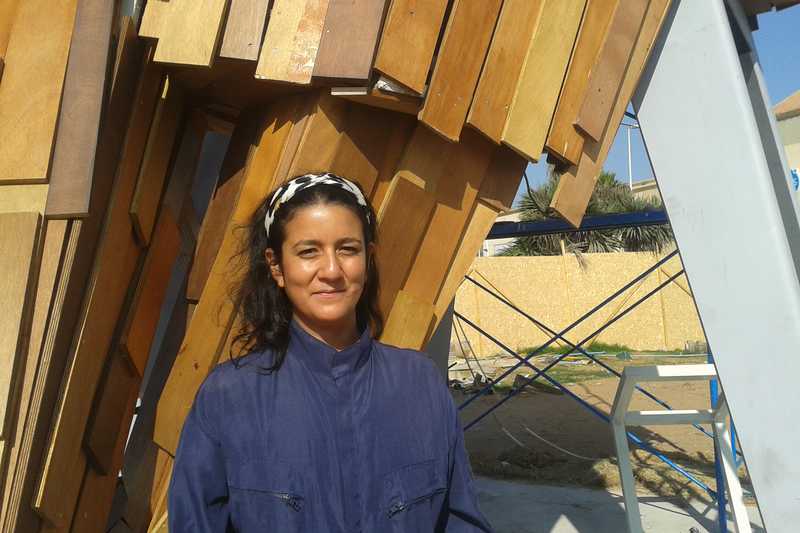 Saga Jorquera, la autora de la escultura de Gabriela Mistral que se instala a un costado de la Ruta 5 Norte y que será inaugurada a fin de mes. Estará instalada de manera que resista grandes sismos.