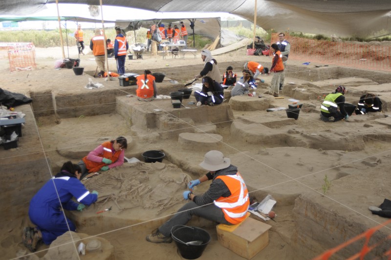 Los arqueólogos realizaron un importante trabajo de rescate entre diciembre de 2015 y septiembre de 2016, donde encontraron más de 200 cuerpos.