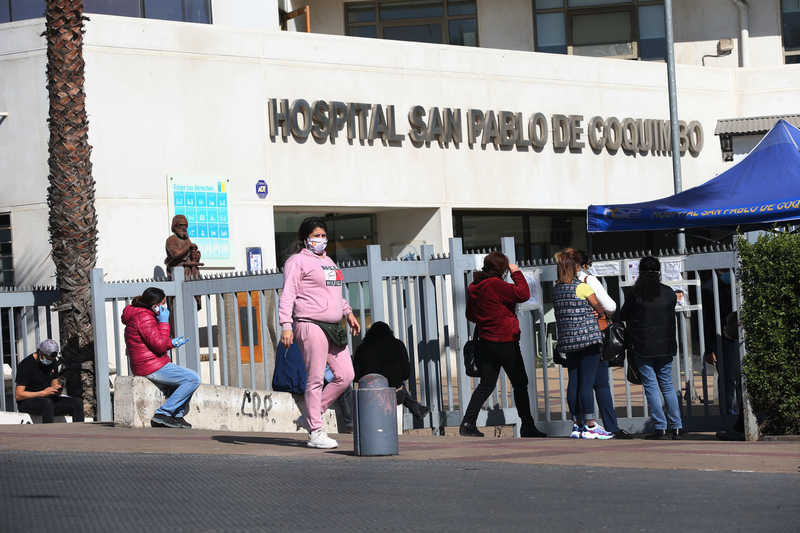 En el hospital de Coquimbo desde enero comenzaron a prepararse para enfrentar la pandemia cuyo peak se estima será en junio y julio.