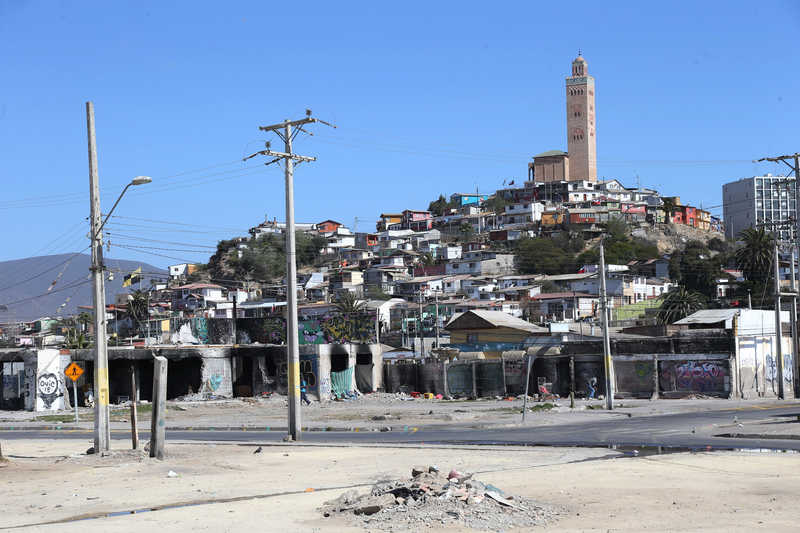 En Coquimbo, como en el resto de las comunas, también tienen que lidiar con los sitios eriazos que prácticamente están en abandono y terminan convirtiéndose en foco de delincuencia.