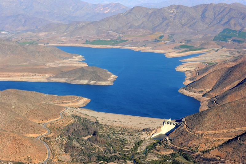 El embalse La Paloma, en Monte Patria, es el más grande de la región de Coquimbo y su capacidad total es de 750 millones de metros cúbicos. Hoy mantiene un 39%. FOTO LAUTARO CARMONA 