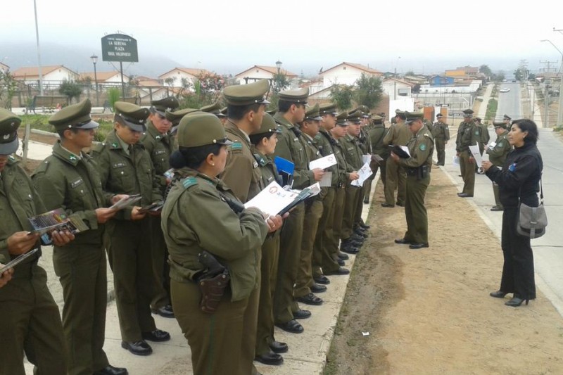 Carabineros realiza puerta a puerta en sector oriente de La Serena