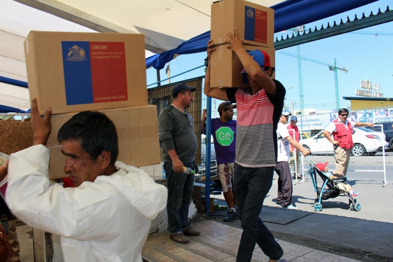 Coquimbo: Trabajadores afectados por incendio de terminal pesquera recibieron ayuda social