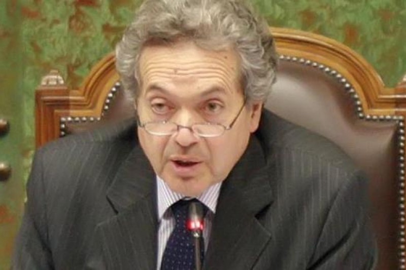 Sorprenden a diputado Guillermo Ceroni enviando mensajes sexuales 