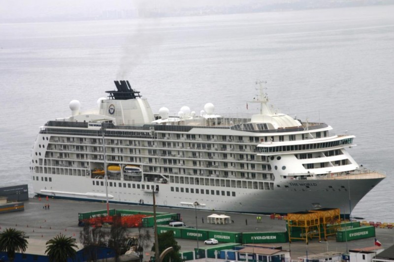 Crucero The World recaló y pernoctará en Coquimbo 