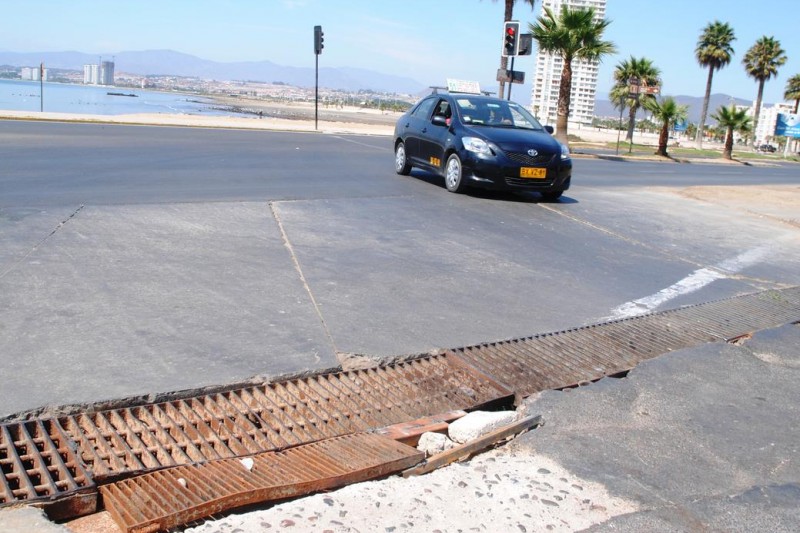Municipio y Serviu coordinarán trabajos para reparar las calles en Coquimbo