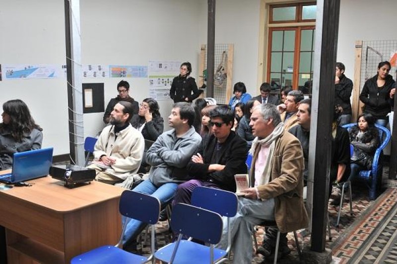 Universitarios exponen ideas en tecnología