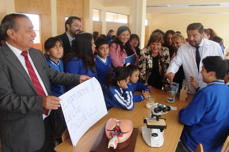 Coquimbo: Escuela municipal República de Grecia  cuenta con nuevo laboratorio de ciencias