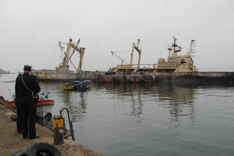 Preocupación entre los coquimbanos por eventual derrame de petróleo en la bahía de Coquimbo