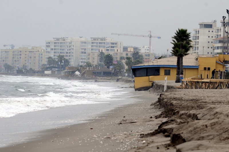 Proponen que privados recuperen playas dañadas