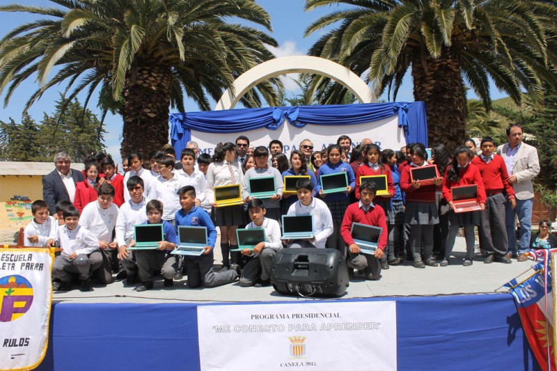  “Me Conecto Para Aprender” beneficia a escolares de Canela y Los Vilos