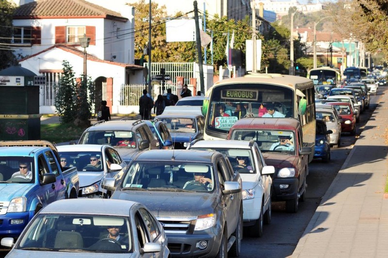 Resurge idea de implementar restricción vehicular en la región