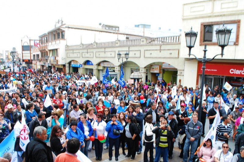 Funcionarios del sector público marcharon en Coquimbo solicitando mejoras laborales