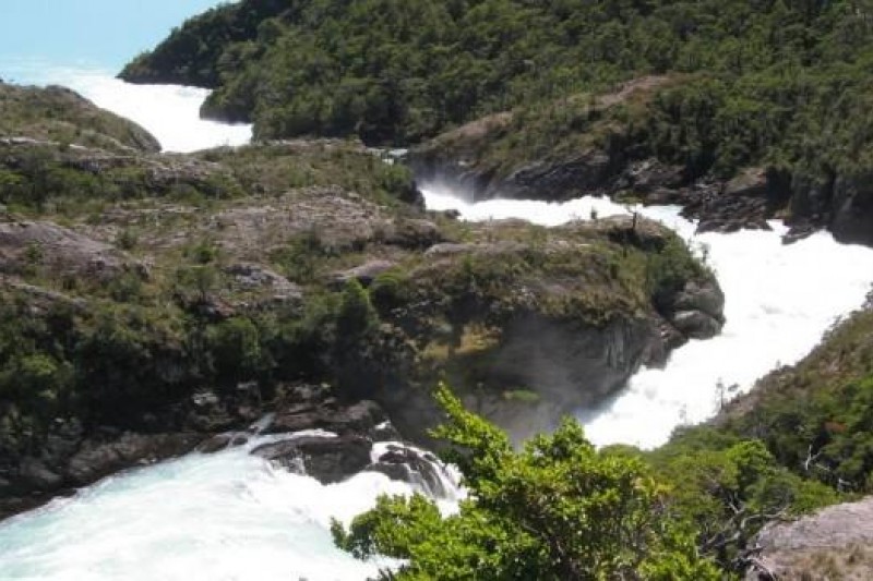 Aprueban construcción de central hídrica Río Cuervo en la Patagonia chilena