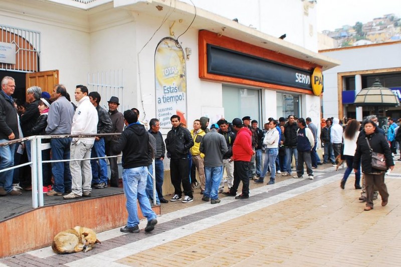 Coquimbanos reclaman ante colapso del Servicio de Registro Civil